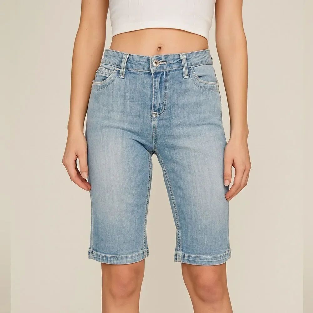 YMI Denim Jean Bermuda Style Shorts Size 7